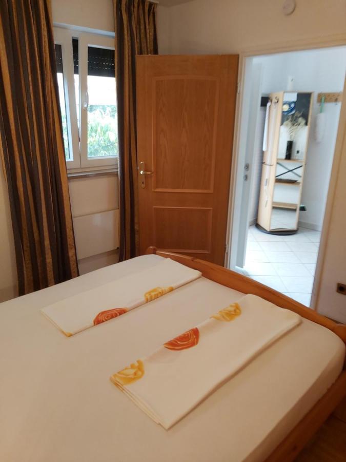 Ferienwohnung Mit 2 Schlafzimmer Oder Studio Apartment - Istrien-Fiorini بروتونيغلا المظهر الخارجي الصورة