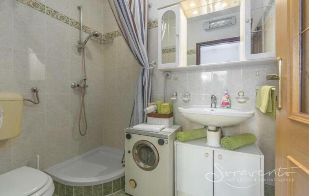 Ferienwohnung Mit 2 Schlafzimmer Oder Studio Apartment - Istrien-Fiorini بروتونيغلا المظهر الخارجي الصورة