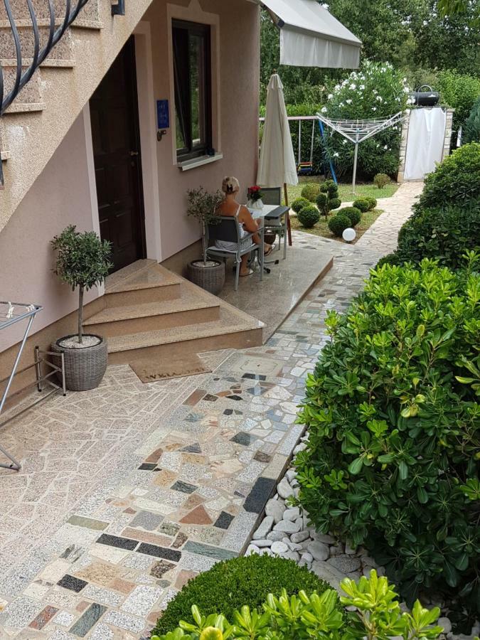 Ferienwohnung Mit 2 Schlafzimmer Oder Studio Apartment - Istrien-Fiorini بروتونيغلا المظهر الخارجي الصورة